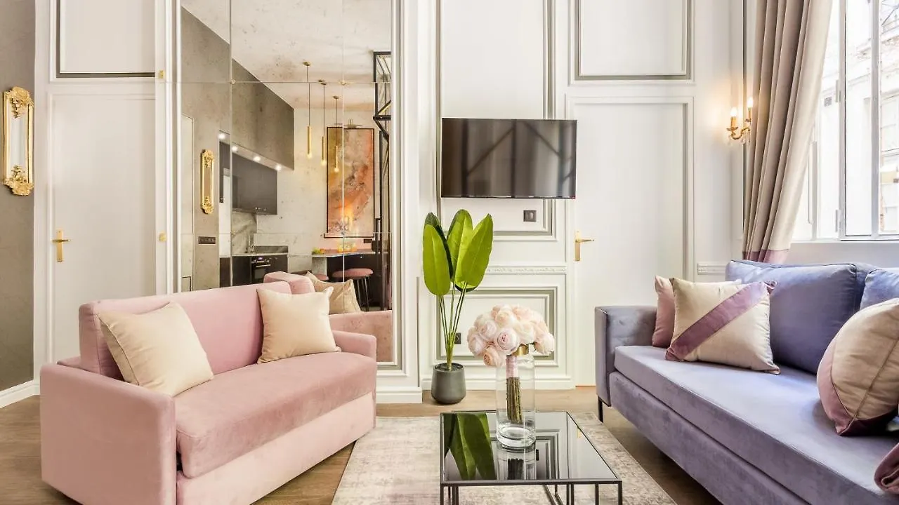 Merveil - Luxury - Marais - Archives I Paříž