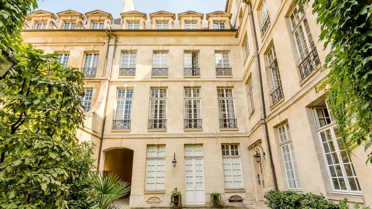 Merveil - Luxury - Marais - Archives I *