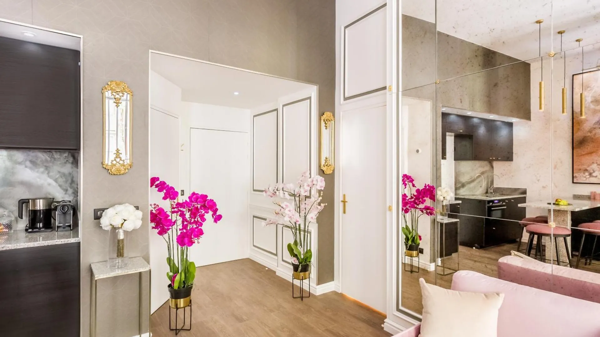 Merveil - Luxury - Marais - Archives I Paris