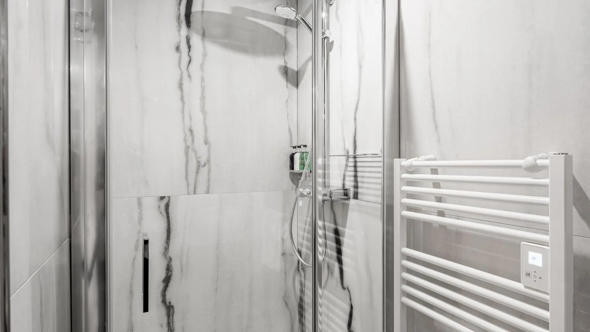 Merveil - Luxury - Marais - Archives I Apartment Paris