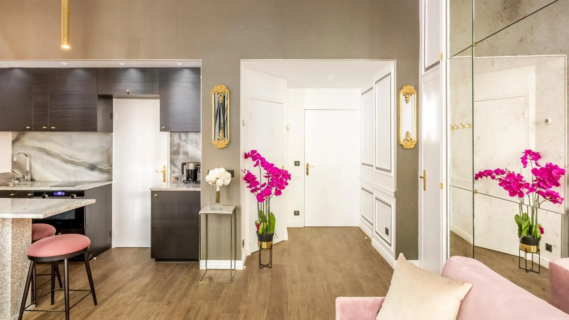 Merveil - Luxury - Marais - Archives I Paříž